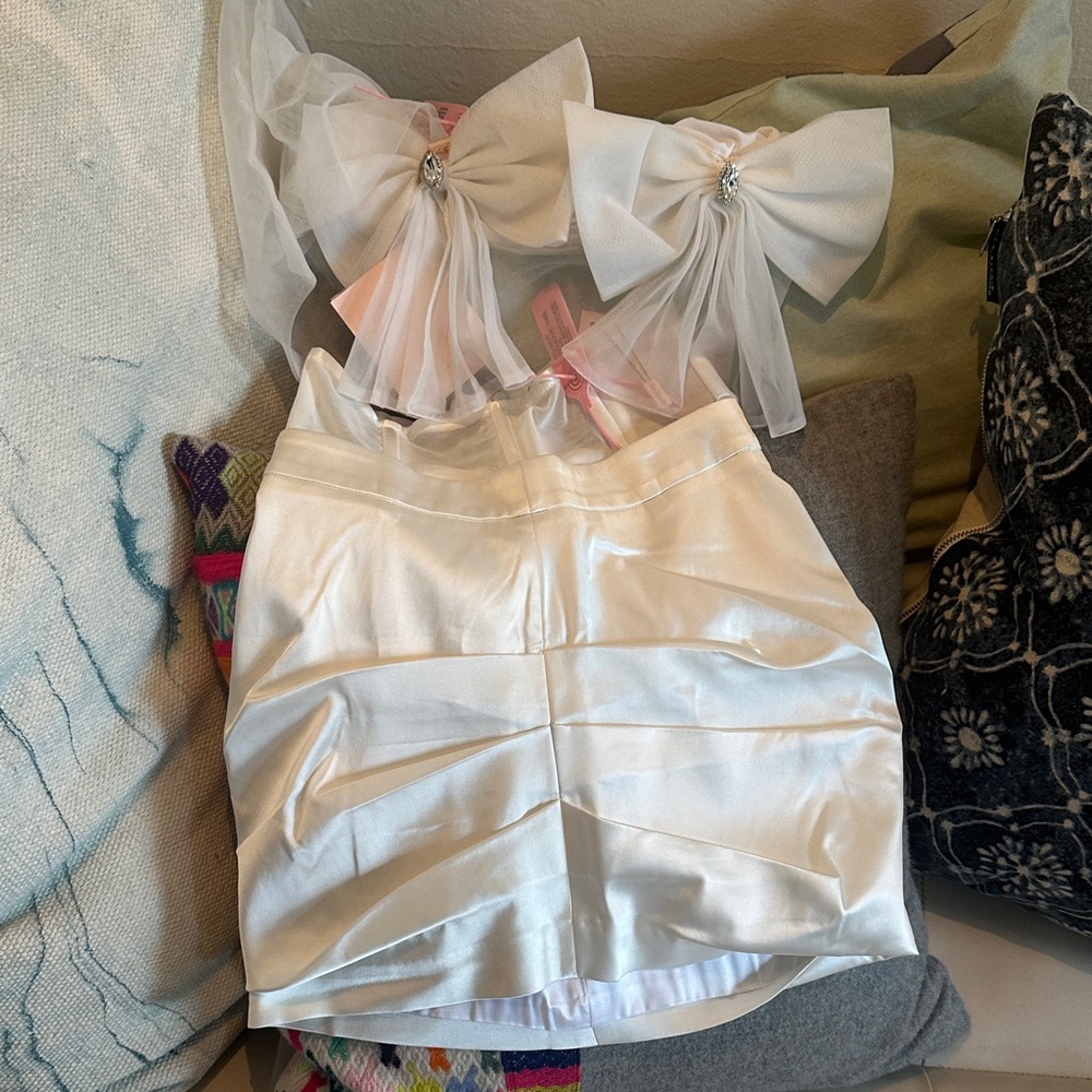 NWT Nana Jacqueline White Satin Bridal Set Mini Skirt and Bra Top Lingerie xs